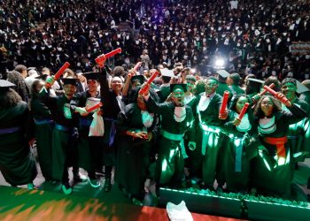 Bahia forma 29 mil estudantes da Educação Profissional e Tecnológica em cerimônias simultâneas, na capital e interior