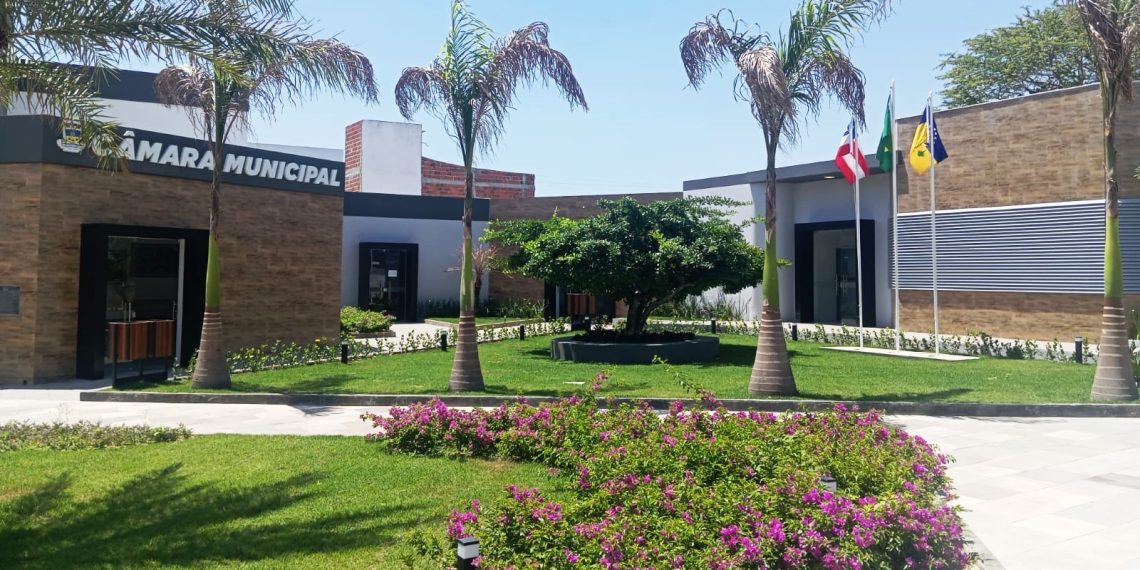 Câmara de Conceição do Coité entrega 15 títulos de cidadão em sessão solene nesta sexta-feira (12)