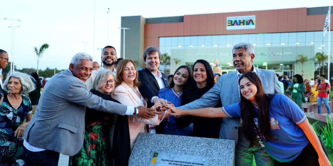 Governo do Estado inaugura Teatro Central da UEFS e amplia espaço cultural e acadêmico no campus