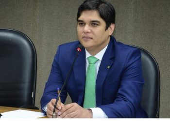 Agora e lei: Instituições de ensino devem restituir valores de aluno que desistir do curso