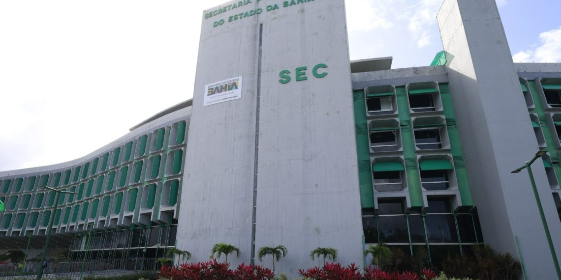 Central tira dúvidas sobre a matrícula 2026; saiba quais são as perguntas mais frequentes