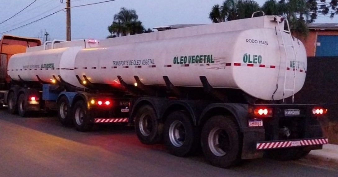 Proprietário pede ajuda para encontrar carreta carregada com óleo vegetal tomada de assalto em Gavião