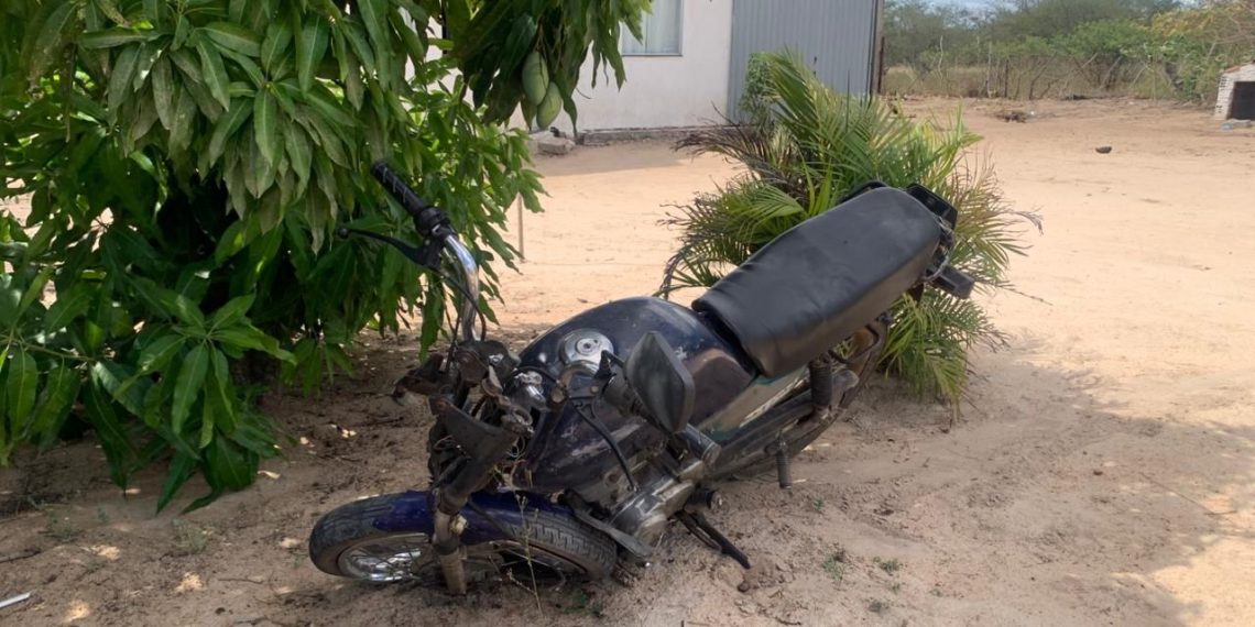 Colisão entre motocicletas na zona rural de Coité deixa dois feridos
