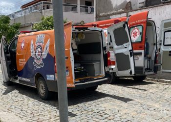 Mulher é socorrida em estado grave após acidente de moto na BA 233