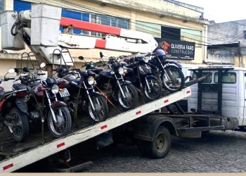Operação Trânsito Seguro: 16º BPM retira de circulação 8 motocicletas irregulares