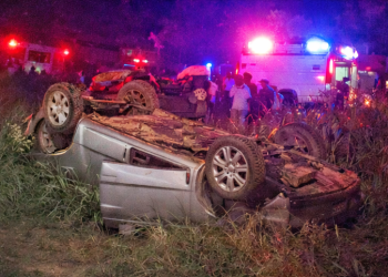 Homem morre em capotamento na BR 407