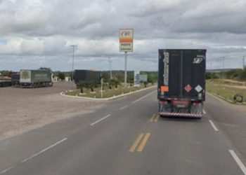 Caminhoneiro de SP é baleado durante tentativa de assalto na BR 116 Norte