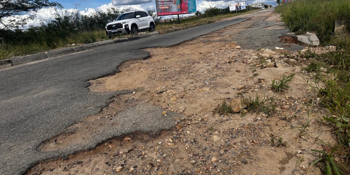 Entrada de Coité pela BA-120 via Richão do Jacuípe vive cenário de abandono e revolta moradores