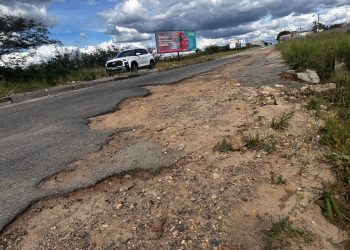 Entrada de Coité pela BA-120 via Richão do Jacuípe vive cenário de abandono e revolta moradores