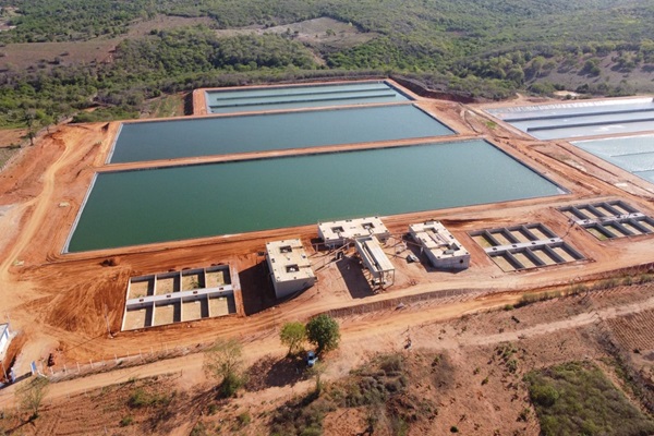 Embasa investe mais de R$ 1 bilhão em obras para expandir esgotamento sanitário no estado