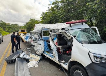 Tragédia na BR-101 deixa médico, técnica de enfermagem e acompanhante mortos