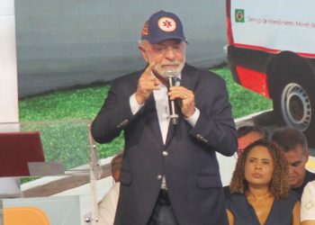 Poucas e boas da visita de Lula à Salvador em ato voltado para o fortalecimento da saúde