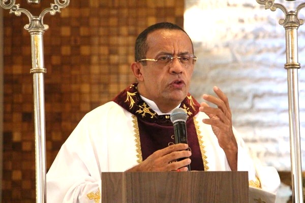 PB – Padre é condenado à prisão e terá que devolver mais de R$ 500 mil por furto a hospital