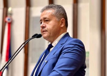 Alex da Piatã defende diretrizes para consolidar o turismo religioso na Bahia