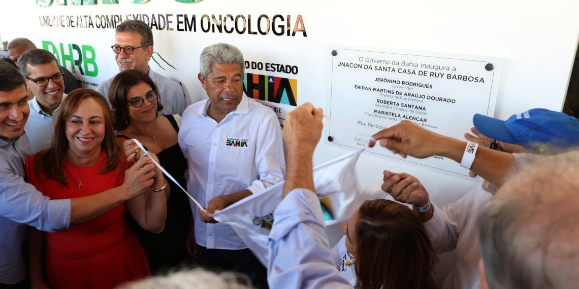 Estado amplia tratamento oncológico com entrega de Unacon em Ruy Barbosa