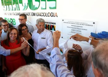 Estado amplia tratamento oncológico com entrega de Unacon em Ruy Barbosa