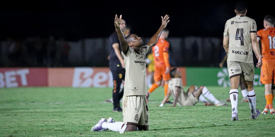 Jacuipense vence o Santa Catarina fora de casa e avança à quarta fase da Copa do Brasil