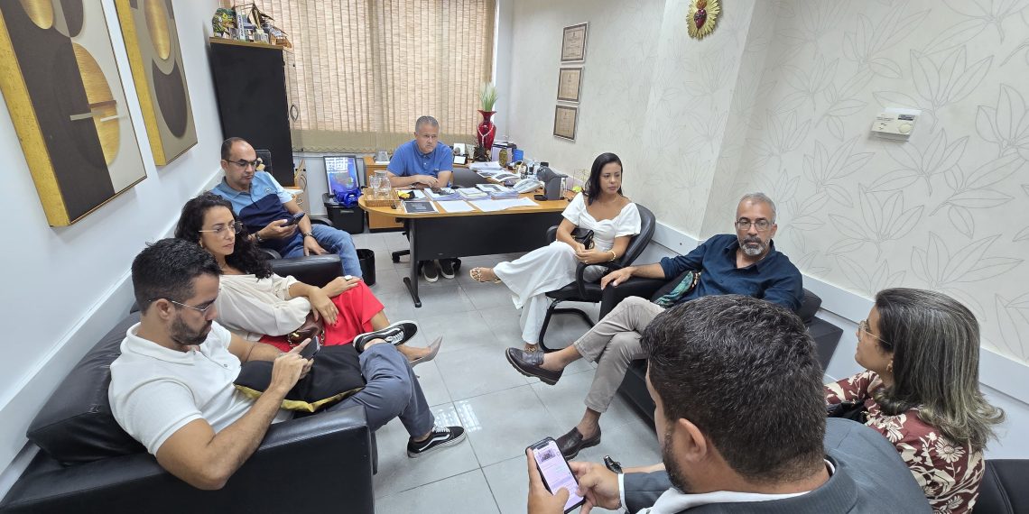 Quedas constantes de energia em Candeal geram reclamações da população e caso chega à diretoria da Coelba com apoio do gabinete de Alex da Piatã