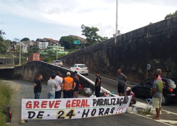 Caminhoneiros cumprem promessa e realizam paralisação no Porto de Salvador nesta sexta-feira (13)