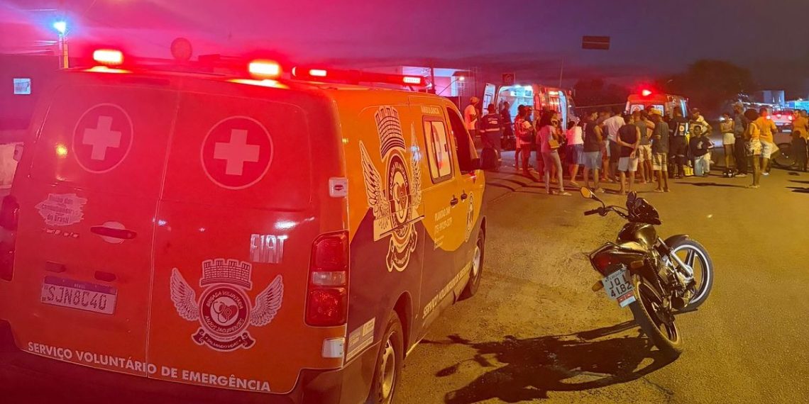 Colisão entre motos e atropelamento mobilizam Brigada Anjos Jacuipenses em menos de duas horas em Riachão do Jacuípe