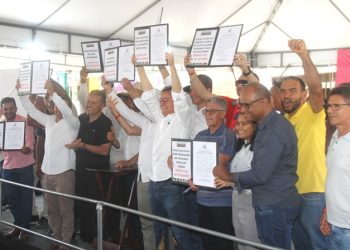 Capela do Alto Alegre vive dia histórico com maratona de inaugurações e anúncios do governador Jerônimo Rodrigues