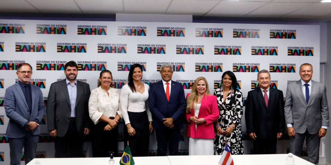 Jerônimo anuncia mudanças no secretariado e em órgãos do Estado em adequação à legislação eleitoral