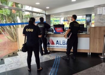 Deputado Marcinho Oliveira e ex-prefeito de Serrinha são alvos de operação da Polícia Federal que investiga desvio de verbas