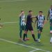 Jogando com um a menos desde os 38 do 1º tempo, Vitória arranca empate com a Chapecoense nos acréscimos